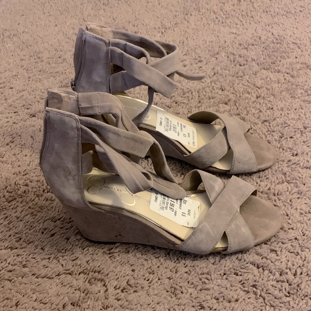 Jessica Simpson Size 6.5, 3” Heels